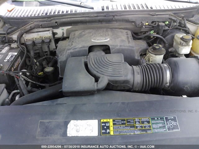 1FMPU16L64LB69658 - 2004 FORD EXPEDITION XLT SILVER photo 10