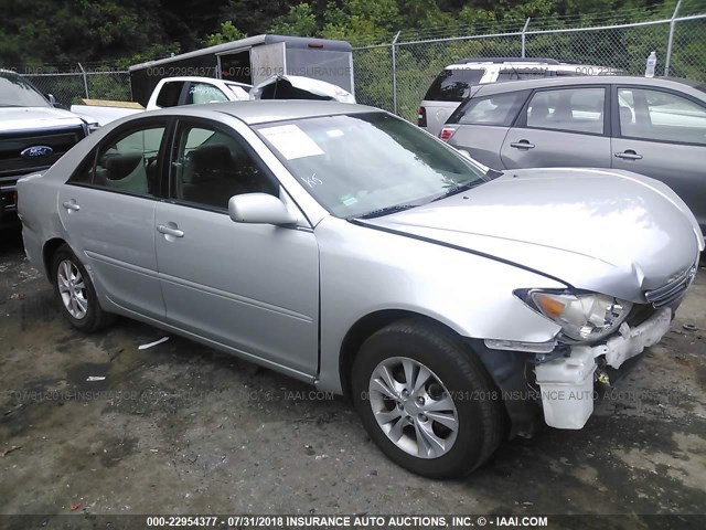 4T1BF30KX6U112568 - 2006 TOYOTA CAMRY LE/XLE/SE 银色 照片 1