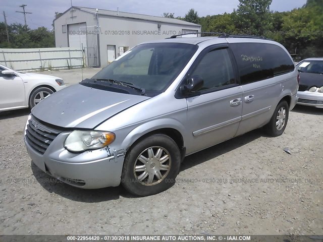 2A4GP54L67R350089 - 2007 CHRYSLER TOWN & COUNTRY TOURING SILVER photo 2