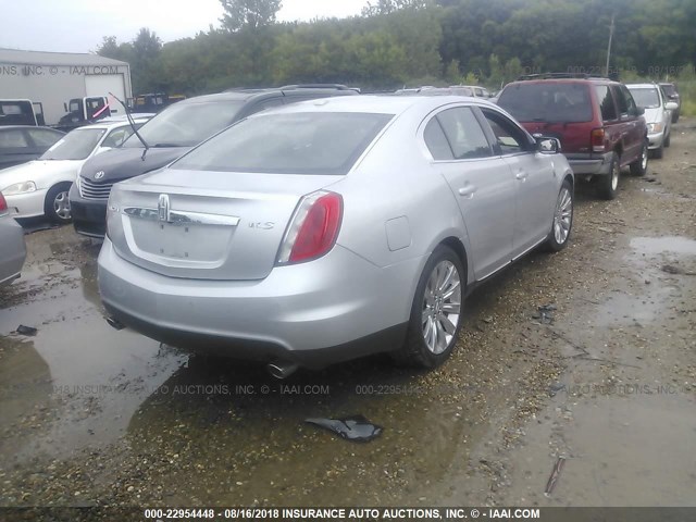 1LNHL9DR1AG605608 - 2010 LINCOLN MKS SILVER photo 4