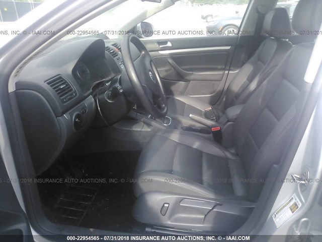 3VWEF71K97M189054 - 2007 VOLKSWAGEN JETTA WOLFSBURG 银色 照片 5