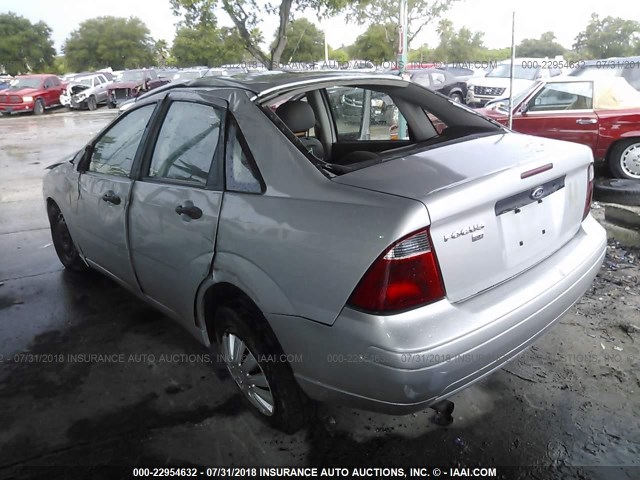 1FAHP34N67W360442 - 2007 FORD FOCUS ZX4/S/SE/SES 灰色 照片 3