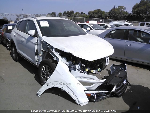 KM8J33A23GU202956 - 2016 HYUNDAI TUCSON LIMITED/SPORT AND ECO/SE WHITE photo 1