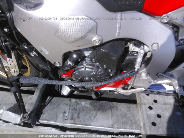 JH2SC7771HK000060 - 2017 HONDA CBR1000 SP RED photo 9