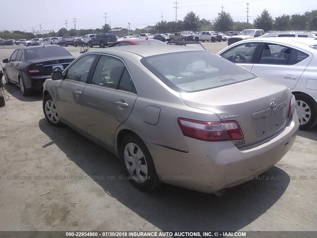 4T1BK46K47U006935 - 2007 TOYOTA CAMRY NEW GENERAT LE/XLE/SE BEIGE photo 3