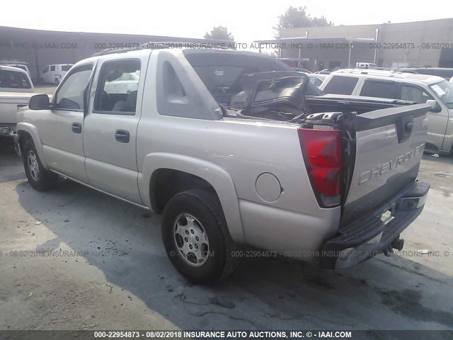 3GNEC12Z55G106730 - 2005 CHEVROLET AVALANCHE C1500 SILVER photo 3