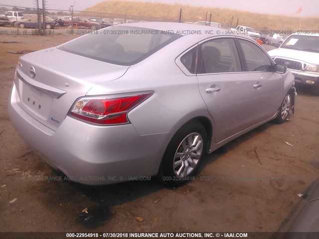 1N4AL3AP3EC269369 - 2014 NISSAN ALTIMA 2.5/S/SV/SL ვერცხლისფერი ფოტო 4