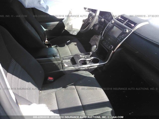 4T1BF1FK1FU911277 - 2015 TOYOTA CAMRY LE/XLE/SE/XSE BLACK photo 5