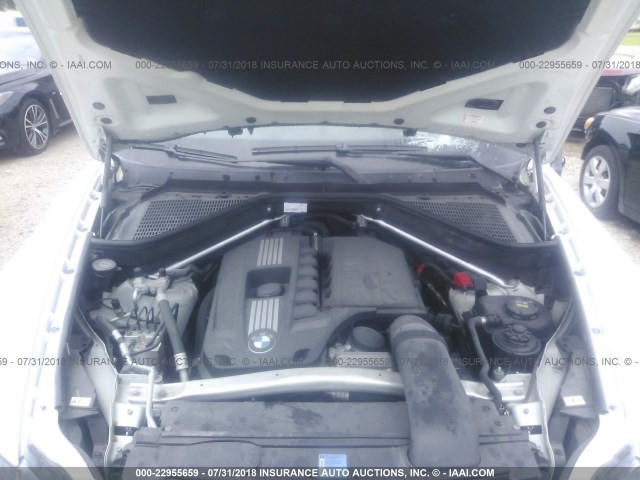 5UXFG4C57AL226362 - 2010 BMW X6 XDRIVE35I WHITE photo 10