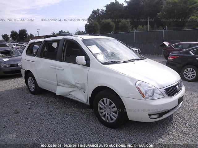 KNDMG4C72E6584645 - 2014 KIA SEDONA WHITE photo 6