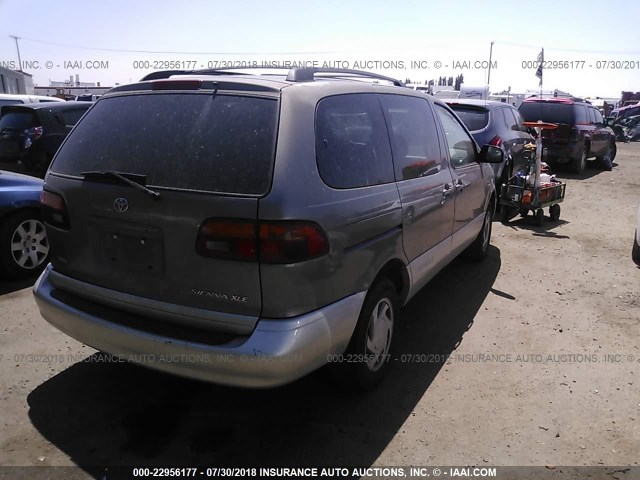 4T3ZF13C6XU115841 - 1999 TOYOTA SIENNA LE/XLE GOLD photo 4