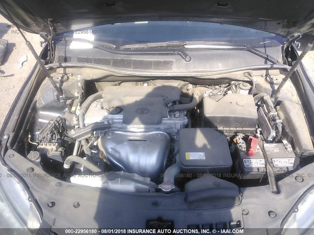 4T1BF1FKXGU586954 - 2016 TOYOTA CAMRY LE/XLE/SE/XSE 灰色 照片 10