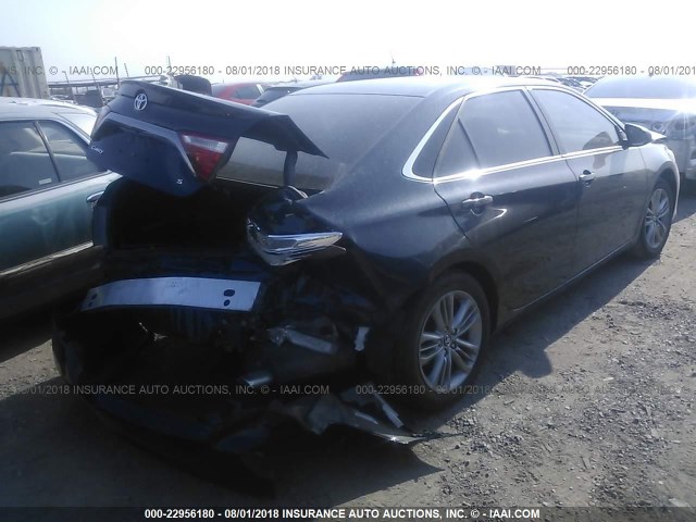 4T1BF1FKXGU586954 - 2016 TOYOTA CAMRY LE/XLE/SE/XSE 灰色 照片 4