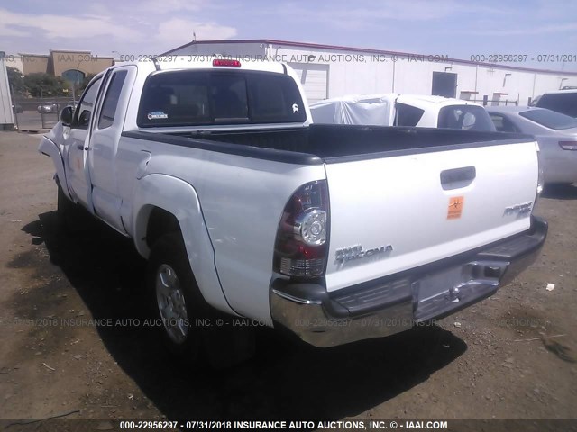 5TFTX4GN0DX016231 - 2013 TOYOTA TACOMA PRERUNNER ACCESS CAB WHITE photo 3