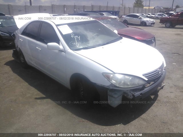 4T1BE30K35U420988 - 2005 TOYOTA CAMRY LE/XLE/SE 白色 照片 1