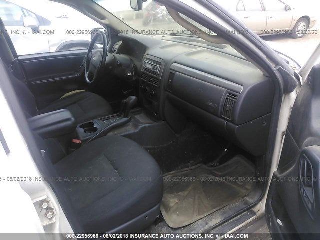 1J4GW48SX4C372440 - 2004 JEEP GRAND CHEROKEE LAREDO/COLUMBIA/FREEDOM 白色 照片 5