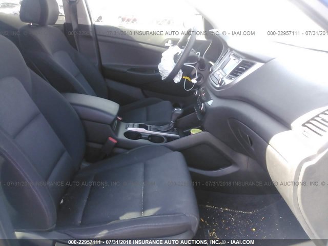 KM8J33A45GU059171 - 2016 HYUNDAI TUCSON LIMITED/SPORT AND ECO/SE BLUE photo 5
