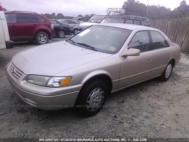 4T1BG22K5XU903211 - 1999 TOYOTA CAMRY CE/LE/XLE ბეჟი ფოტო 2
