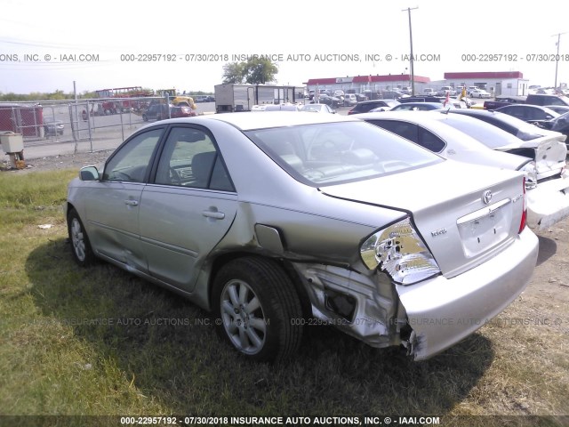 4T1BE30K73U651051 - 2003 TOYOTA CAMRY LE/XLE/SE Gümüş foto 3