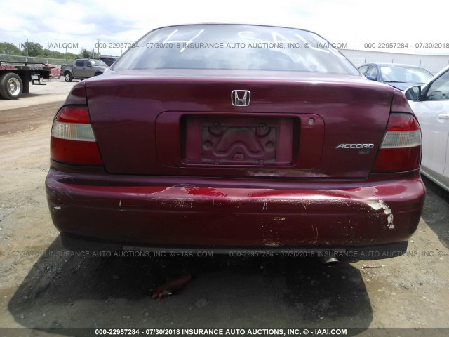 1HGCD5633SA065116 - 1995 HONDA ACCORD LX/EX MAROON photo 6