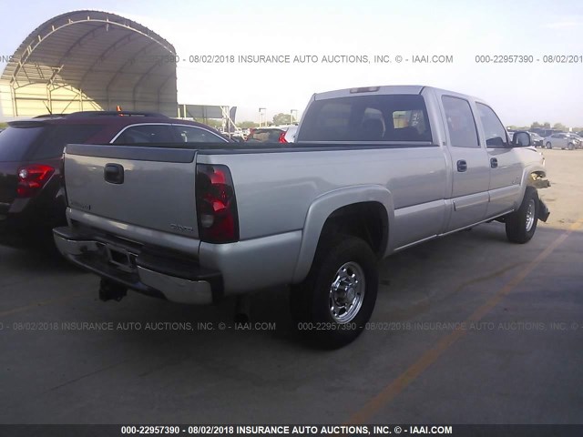 1GCHC23D87F170151 - 2007 CHEVROLET SILVERADO C2500 HEAVY DUTY SILVER photo 4