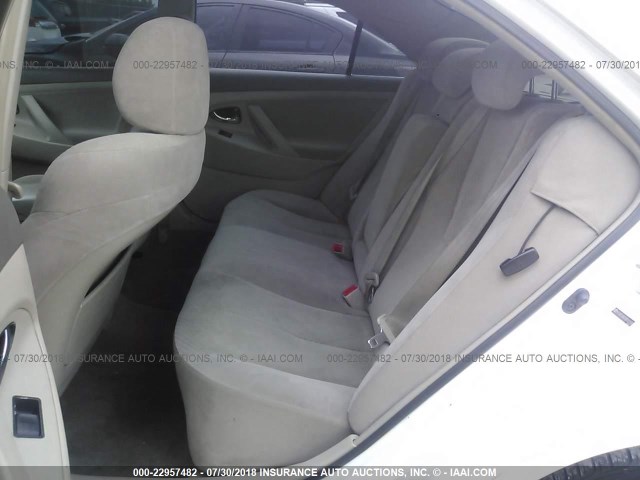 4T4BE46K09R059390 - 2009 TOYOTA CAMRY SE/LE/XLE WHITE photo 8