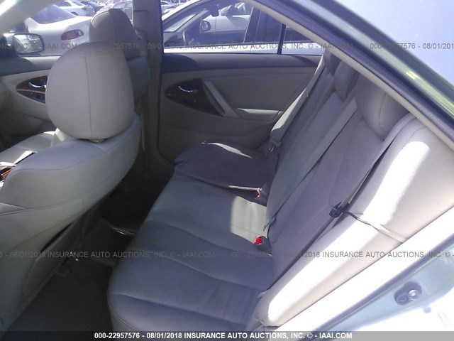 4T1BF3EK2AU577086 - 2010 TOYOTA CAMRY SE/LE/XLE GREEN photo 8