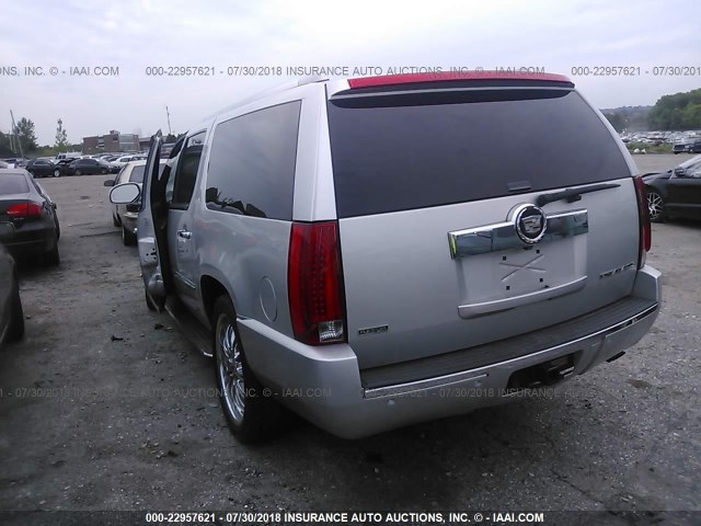 1GYS4HEF0BR154600 - 2011 CADILLAC ESCALADE ESV LUXURY SILVER photo 3