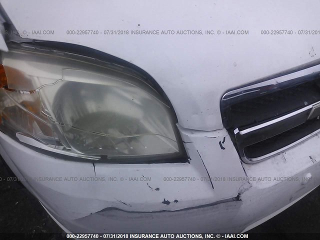 KL1TD56E19B665886 - 2009 CHEVROLET AVEO LS/LT WHITE photo 6