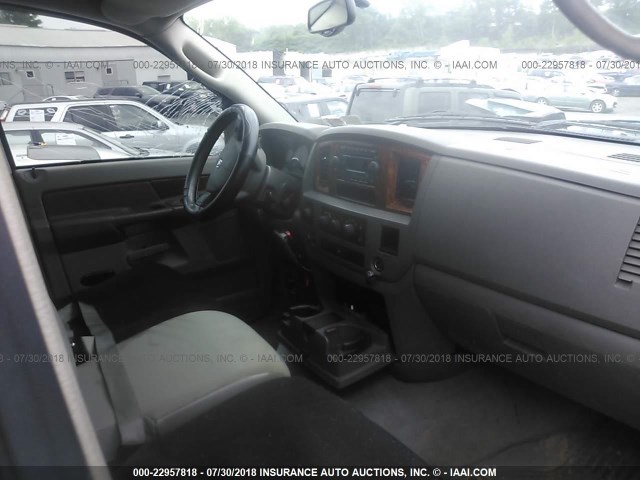 3D7KS28D26G104702 - 2006 DODGE RAM 2500 ST/SLT RED photo 5