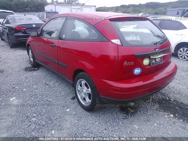 3FAFP313XYR137089 - 2000 FORD FOCUS ZX3 RED photo 3