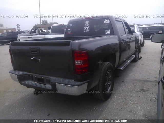 3GCPKSE34BG164020 - 2011 CHEVROLET SILVERADO K1500 LT GRAY photo 4