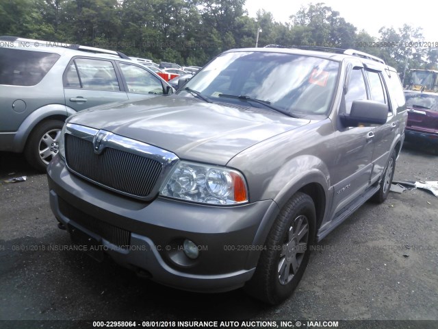 5LMFU28R33LJ19962 - 2003 LINCOLN NAVIGATOR BEIGE photo 2