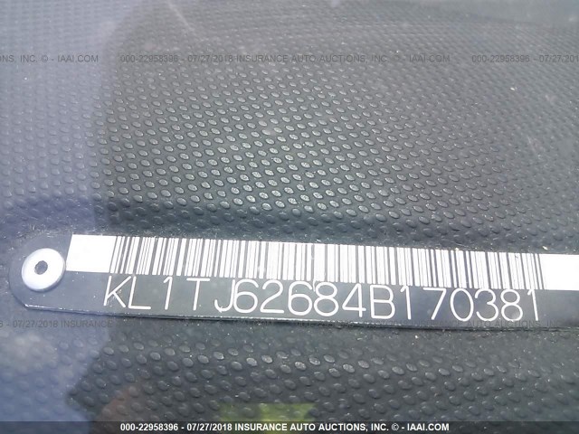 KL1TJ62684B170381 - 2004 CHEVROLET AVEO LS RED photo 9