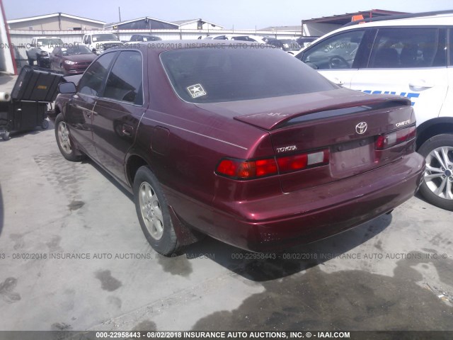JT2BF28K8X0203326 - 1999 TOYOTA CAMRY LE/XLE MAROON photo 3
