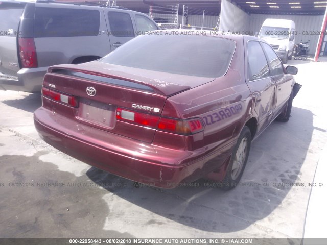 JT2BF28K8X0203326 - 1999 TOYOTA CAMRY LE/XLE MAROON photo 4
