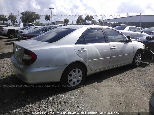 4T1BE32KX4U926250 - 2004 TOYOTA CAMRY LE/XLE/SE Gümüş foto 4