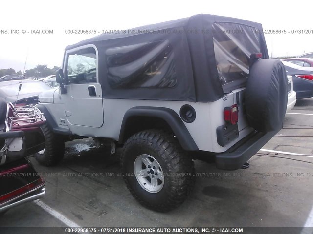 1J4FA49S94P787718 - 2004 JEEP WRANGLER / TJ SPORT SILVER photo 3