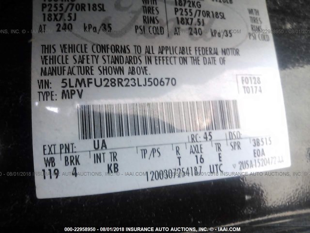 5LMFU28R23LJ50670 - 2003 LINCOLN NAVIGATOR შავი ფოტო 9