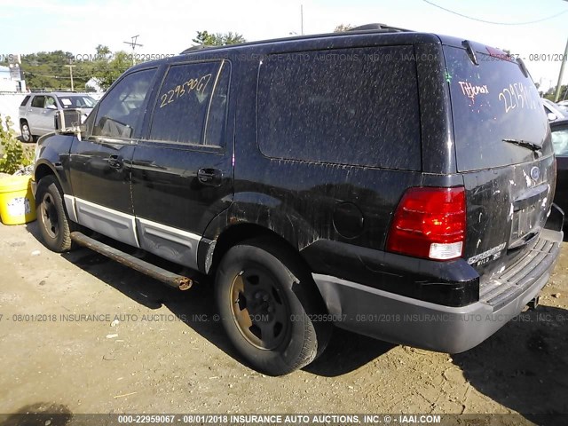 1FMPU16L93LC53293 - 2003 FORD EXPEDITION XLT BLACK photo 3