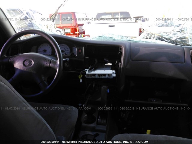 5TESN92N21Z797568 - 2001 TOYOTA TACOMA XTRACAB PRERUNNER ვერცხლისფერი ფოტო 5