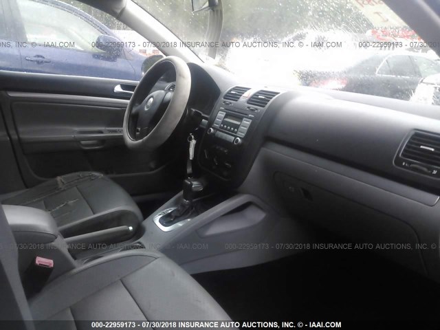 3VWEF81K77M085104 - 2007 VOLKSWAGEN JETTA WOLFSBURG 灰色 照片 5