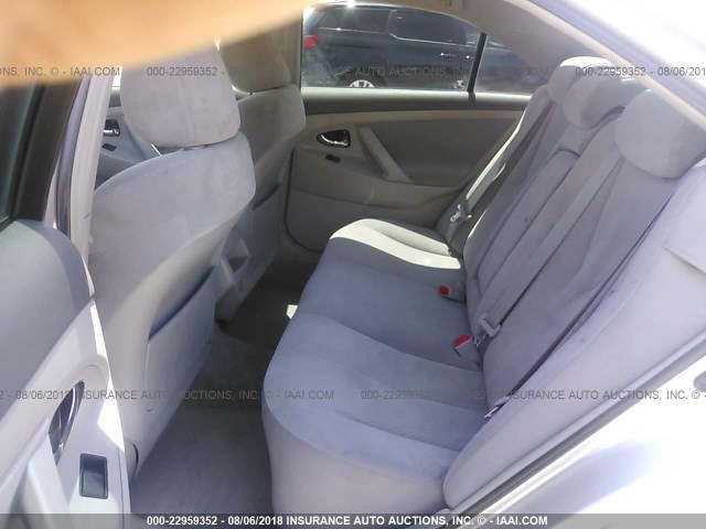 4T1BE46K58U227680 - 2008 TOYOTA CAMRY CE/LE/XLE/SE SILVER photo 8