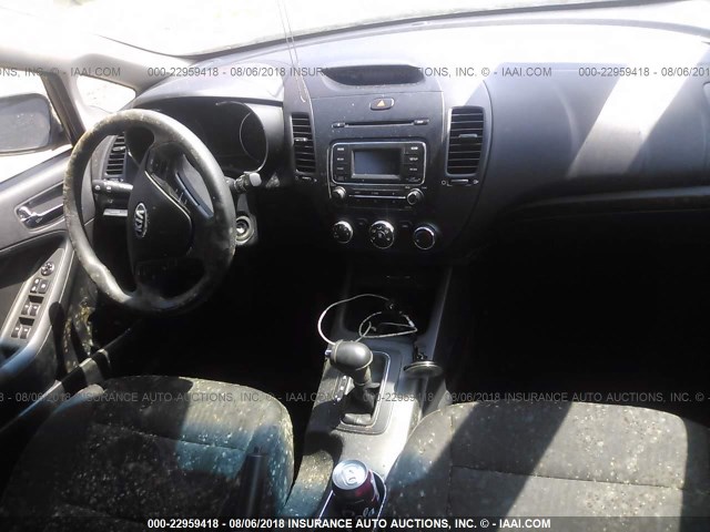 KNAFK4A69E5139467 - 2014 KIA FORTE LX BLACK photo 5