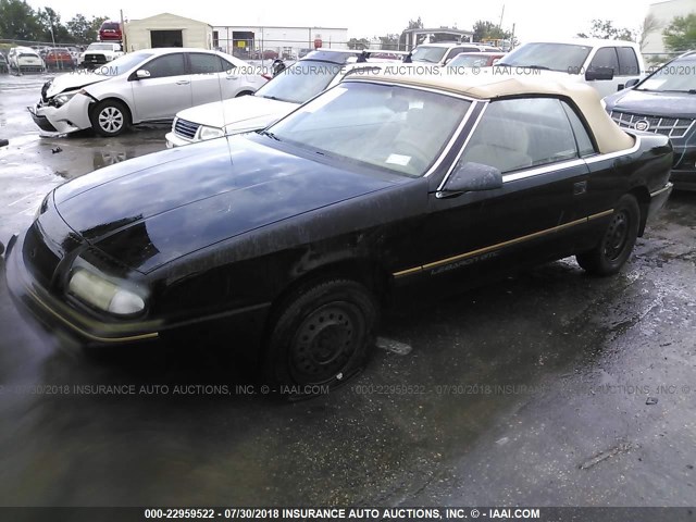 1C3EU4530SF686565 - 1995 CHRYSLER LEBARON GTC BLACK photo 2