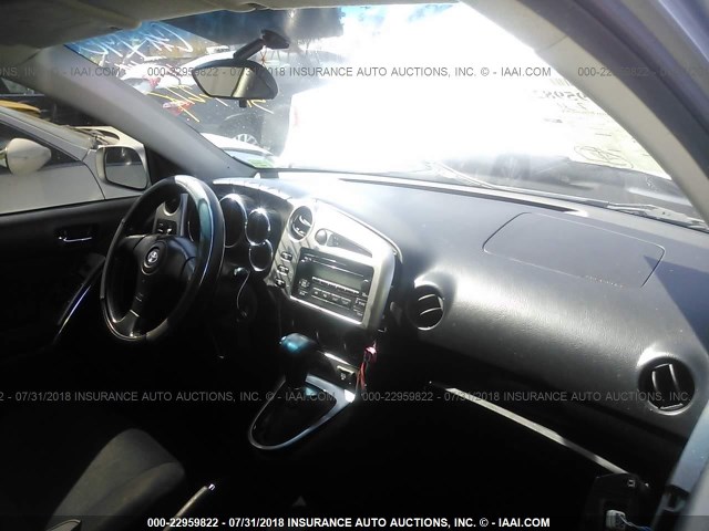 2T1KR32E65C350416 - 2005 TOYOTA COROLLA MATRIX XR SILVER photo 5