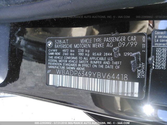 WBADP6349YBV64418 - 2000 BMW 528 IT AUTOMATIC BLACK photo 9