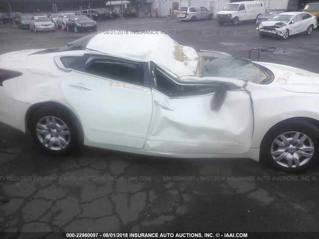 1N4AL3AP1HC146254 - 2017 NISSAN ALTIMA 2.5/S/SV/SL/SR WHITE photo 6