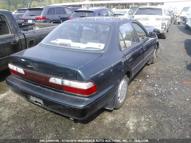 1NXBB02E6VZ655867 - 1997 TOYOTA COROLLA DX GREEN photo 4