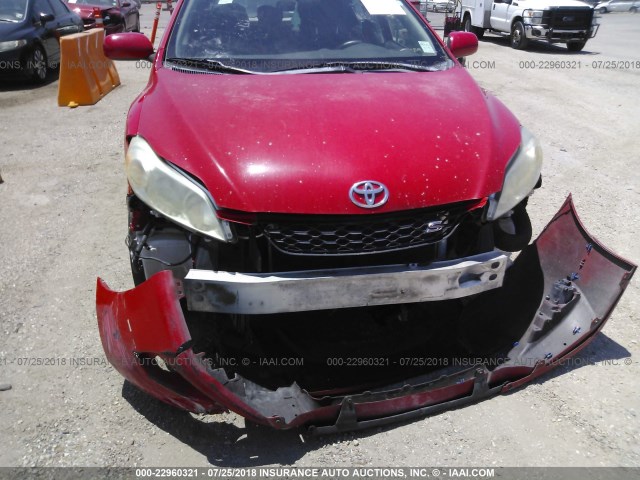 2T1KE40E29C009993 - 2009 TOYOTA COROLLA MATRIX S RED photo 6